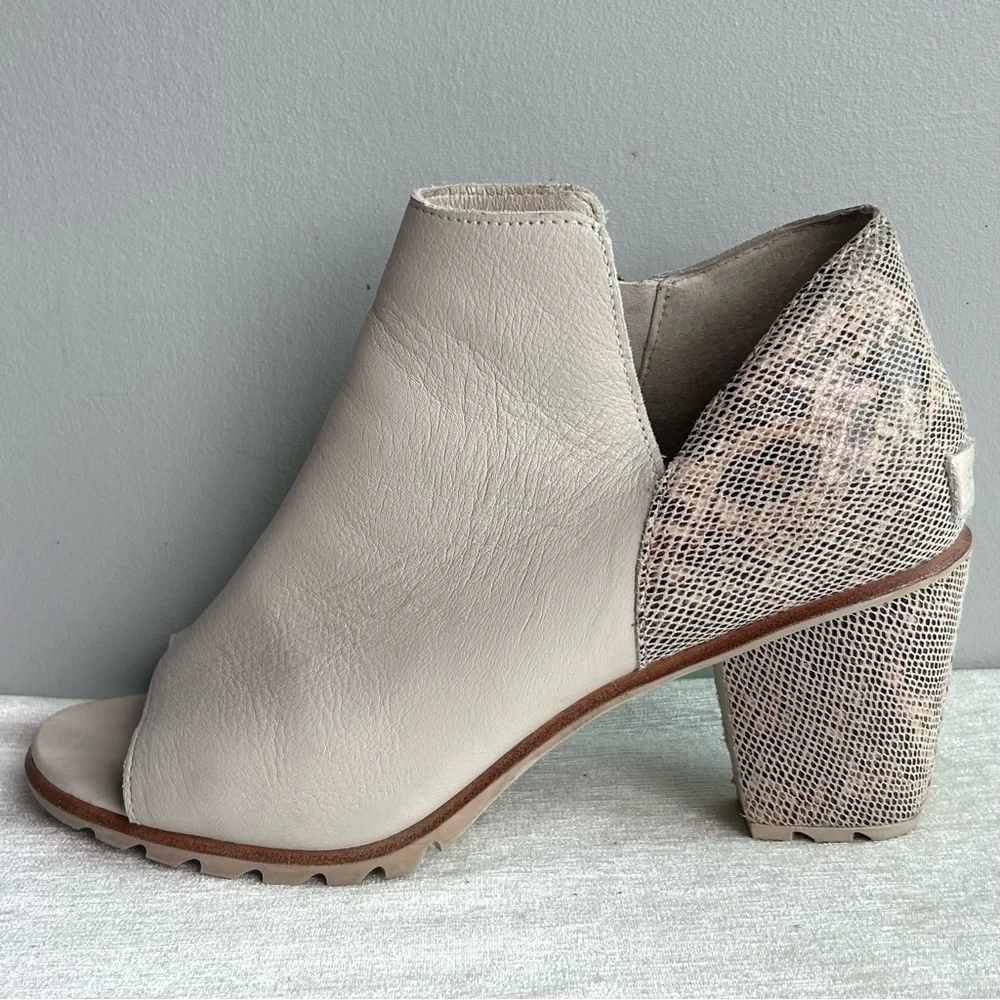 SOREL NADIA booties